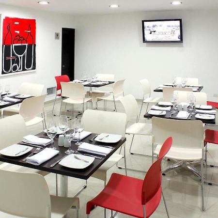 Corferias Inn Bogota Nhà hàng bức ảnh